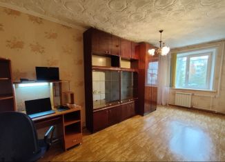 Продается двухкомнатная квартира, 42 м2, Балаково, проспект Героев, 44А