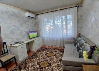 Сдается однокомнатная квартира, 30 м2, Крымск, Адагумская улица, 153