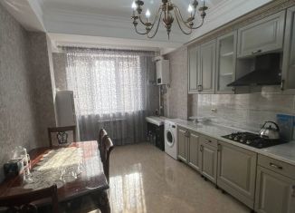 Сдаю 1-ком. квартиру, 50 м2, Каспийск, проспект М. Омарова, 18