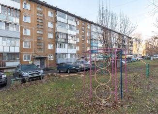 Продам 3-ком. квартиру, 60.5 м2, Барнаул, улица Георгия Исакова, 246, Ленинский район