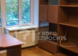 Продам 1-ком. квартиру, 33 м2, Петергоф, Чичеринская улица, 5к2