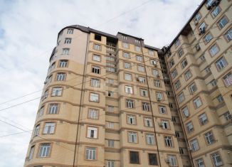 Продаю 1-комнатную квартиру, 45 м2, Дагестан, улица Абдулхамида Юсупова, 59