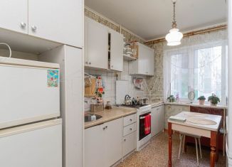 Продается 3-ком. квартира, 62.5 м2, Симферополь, улица Маршала Жукова, 9, Железнодорожный район