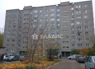 Продам 2-ком. квартиру, 50.2 м2, Владимир, улица Комиссарова, 2А, Фрунзенский район