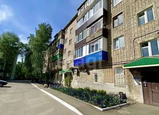 Продаю 4-ком. квартиру, 60 м2, Республика Башкортостан, улица 30 лет Победы, 23