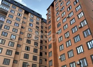 Продается 2-комнатная квартира, 82 м2, Махачкала, улица Эльзы Ибрагимовой, 27Б, Ленинский район