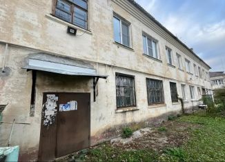 Продаю 2-комнатную квартиру, 44 м2, Тверская область, улица Калинина, 3