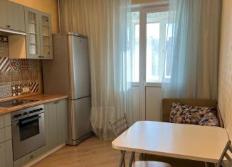 Сдается 1-ком. квартира, 40 м2, Жуковский, улица Гагарина, 62