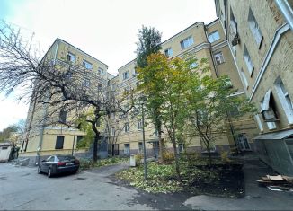 Продам квартиру студию, 13.5 м2, Москва, улица Чаплыгина, 8с1, метро Чистые пруды