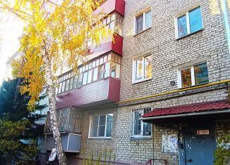 Продам 3-комнатную квартиру, 60 м2, Курган, Станционная улица, 8