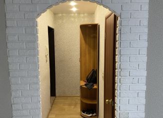 Сдается в аренду 2-комнатная квартира, 42 м2, Череповец, улица Мира