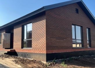 Продаю дом, 108 м2, деревня Азьмушкино, улица Вахитова, 38