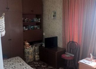Продается 3-комнатная квартира, 54.5 м2, посёлок Лёвиха, Комсомольская улица, 3