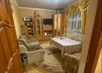 Аренда двухкомнатной квартиры, 58 м2, Пионерский, Октябрьская улица, 6