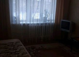 Сдается в аренду однокомнатная квартира, 32 м2, Свердловская область, улица Космонавтов, 43