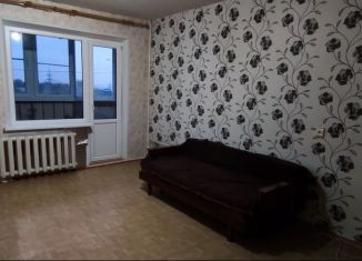 Сдаю в аренду однокомнатную квартиру, 40 м2, Волгоград, улица Космонавтов, 33