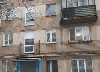 Сдается двухкомнатная квартира, 45 м2, Челябинская область, проспект Победы, 200А