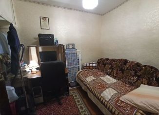 3-комнатная квартира на продажу, 42.5 м2, Соль-Илецк, улица Володарского, 107