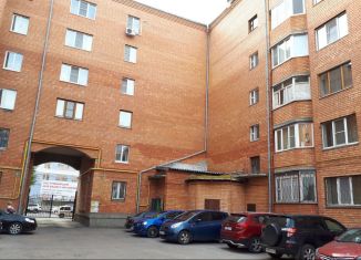 Трехкомнатная квартира в аренду, 92 м2, Рязань, улица Чапаева, 64, Центральный район
