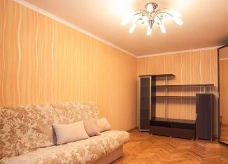 Продажа трехкомнатной квартиры, 78 м2, Острогожск, площадь Ленина