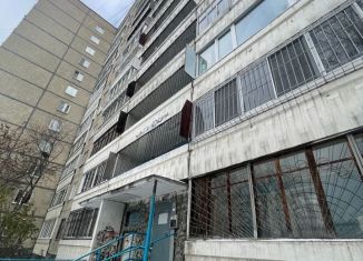 Продается 2-комнатная квартира, 48 м2, Екатеринбург, улица Викулова, 32, улица Викулова