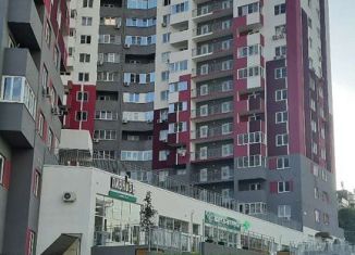 Продаю двухкомнатную квартиру, 50 м2, Новороссийск, улица Герцена, 3А