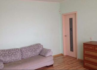 Сдается двухкомнатная квартира, 62 м2, Новосибирск, Ипподромская улица, 44