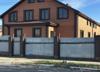 Продам четырехкомнатную квартиру, 106 м2, рабочий посёлок Каменоломни, улица Крупской, 29