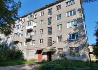 Продажа двухкомнатной квартиры, 43.3 м2, посёлок городского типа Редкино, улица Калинина, 8