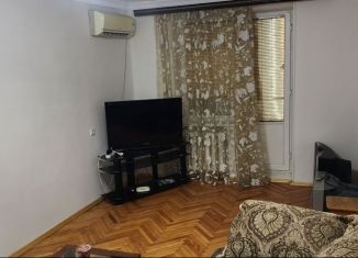 Продается двухкомнатная квартира, 44 м2, Грозный, улица Дьякова, 5, 3-й микрорайон