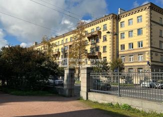 Продается 3-комнатная квартира, 87.6 м2, Санкт-Петербург, Кузнецовская улица, 36, Кузнецовская улица
