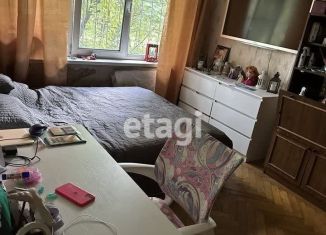 Продается трехкомнатная квартира, 44 м2, Санкт-Петербург, Альпийский переулок, 23к1, метро Проспект Славы