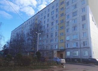 Сдается трехкомнатная квартира, 59 м2, Гагарин, улица Свердлова, 90