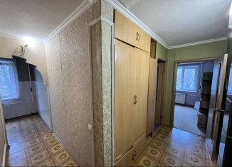 Продажа двухкомнатной квартиры, 43.8 м2, Новокузнецк, улица Кузнецова, 11