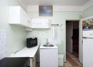 Продается 2-комнатная квартира, 40 м2, Омск, Тимуровский проезд, 8