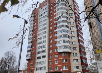 Продается 1-комнатная квартира, 43 м2, Санкт-Петербург, Сиреневый бульвар, 10, метро Проспект Просвещения