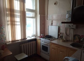 Продается двухкомнатная квартира, 46.1 м2, Каменск-Шахтинский, проспект Карла Маркса, 77