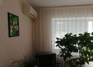 Сдается 1-комнатная квартира, 36 м2, Волгоград, улица Андреева, 10, Тракторозаводский район