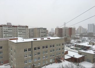 Продается 1-комнатная квартира, 28 м2, Екатеринбург, Опалихинская улица, 19, Опалихинская улица