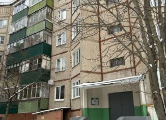 Продам трехкомнатную квартиру, 61.6 м2, Данков, улица Льва Толстого, 9