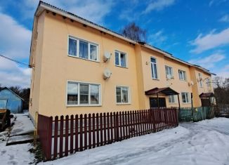 Продам 3-ком. квартиру, 55.5 м2, поселок Освобождение, Заводская улица, 37