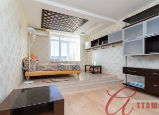 Продам 4-комнатную квартиру, 130 м2, Омская область, Съездовская улица