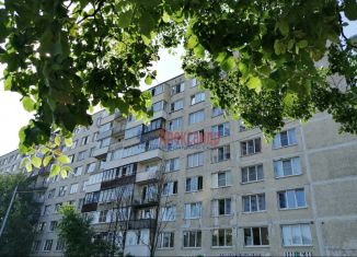 Четырехкомнатная квартира на продажу, 64 м2, Санкт-Петербург, улица Белы Куна, 2к1, муниципальный округ Волковское