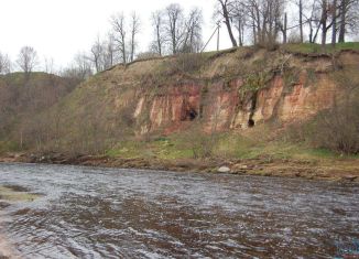 Продаю участок, 12 сот., городской посёлок Ульяновка, Западный проезд, 4