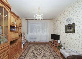 Продам 1-ком. квартиру, 37 м2, Омск, улица 70 лет Октября, 8, Кировский округ