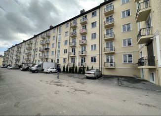 Продам двухкомнатную квартиру, 52 м2, Нальчик, район Молодёжный, Кабардинская улица, 228к1