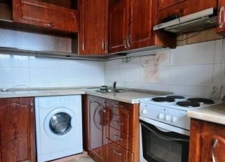 Продажа двухкомнатной квартиры, 51 м2, Саяногорск, микрорайон Ленинградский, 18