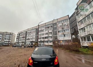 Продается 4-ком. квартира, 71.6 м2, Карелия, улица Кайманова, 17