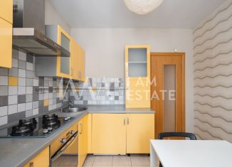 Сдается 3-комнатная квартира, 75 м2, Москва, Астрадамская улица, 1к3, Астрадамская улица