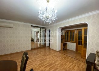 Сдам в аренду 2-ком. квартиру, 60 м2, Дагестан, улица Оскара, 9